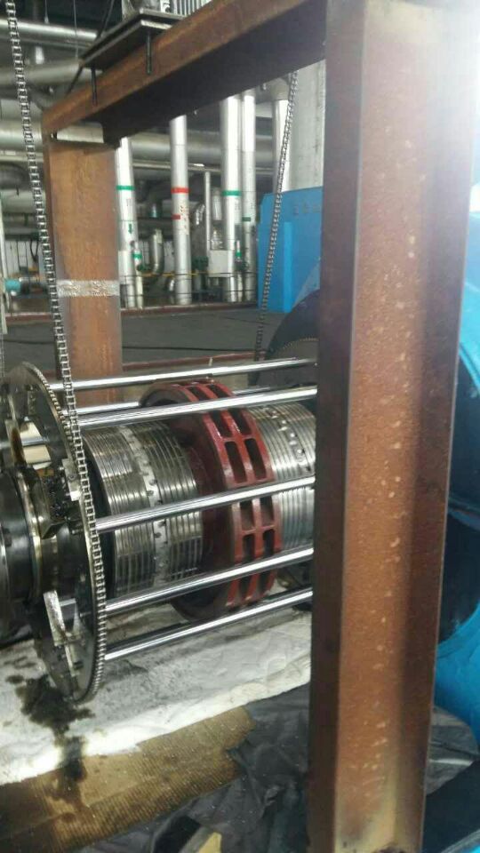 發(fā)電機(jī)集電環(huán)在線(xiàn)車(chē)削